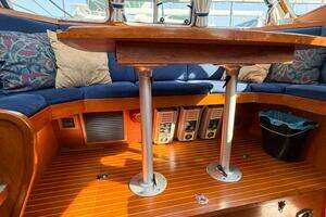 1986 Nauticat 40 Cutter Ketch Pilothouse thumbnail 62