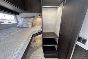 2024 Galeon 510 SKY thumbnail 63