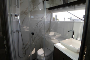 53FT (16.15M) GALEON