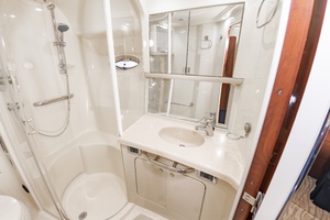 4 Frogs 56ft Sea Ray Yacht For Sale