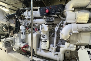 4 Frogs 56ft Sea Ray Yacht For Sale