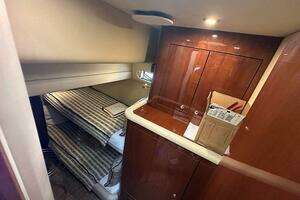 2002 Sea Ray 560 Sedan Bridge thumbnail 34