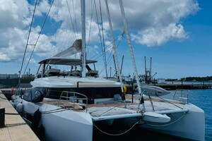 65ft Lagoon Yacht For Sale