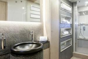 65ft Ferretti Yachts Yacht For Sale