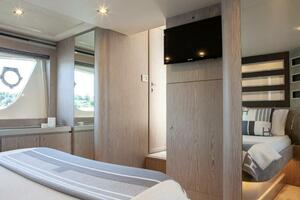 65ft Ferretti Yachts Yacht For Sale