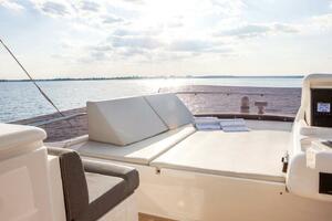 65ft Ferretti Yachts Yacht For Sale