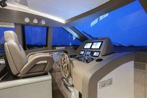 2018 Ferretti Yachts thumbnail 27