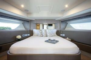 65ft Ferretti Yachts Yacht For Sale