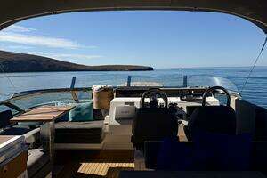 2014 Fairline thumbnail 7