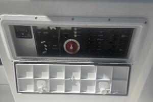 Smooth Operator 28ft True World Marine Yacht For Sale