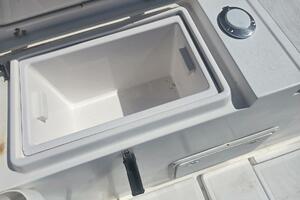 Smooth Operator 28ft True World Marine Yacht For Sale