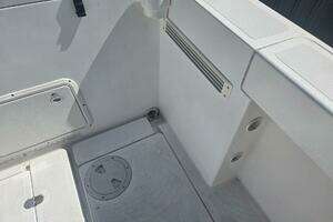 2008 True World Marine TE2810 thumbnail 14