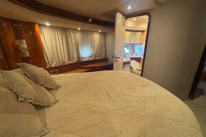 68ft Azimut Yacht For Sale