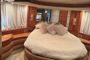68ft Azimut Yacht For Sale