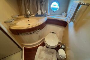 68ft Azimut Yacht For Sale