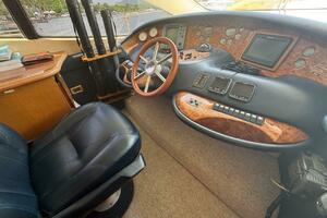 68ft Azimut Yacht For Sale