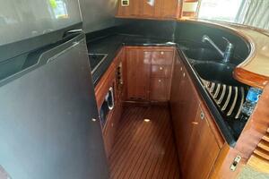 68ft Azimut Yacht For Sale