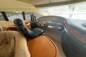 68ft Azimut Yacht For Sale