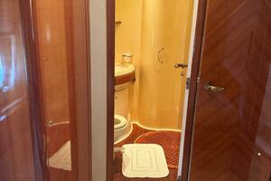 68ft Azimut Yacht For Sale