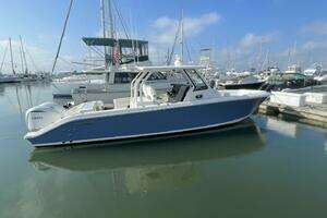 2021 Pursuit S 328 Sport thumbnail 3