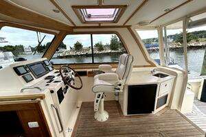 2006 Sabre 38 Hard Top Express thumbnail 7