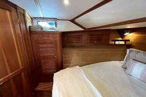 2006 Sabre 38 Hard Top Express thumbnail 18