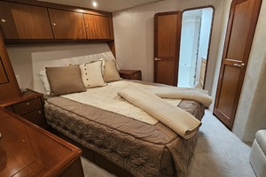 70FT (21.34M) OCEAN YACHTS