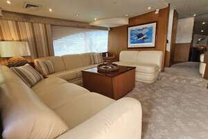 2000 Ocean Yachts 70 SUPER SPORT thumbnail 14