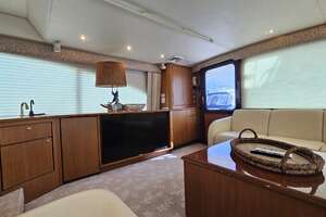 2000 Ocean Yachts 70 SUPER SPORT thumbnail 15