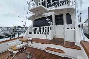2000 Ocean Yachts 70 SUPER SPORT thumbnail 12