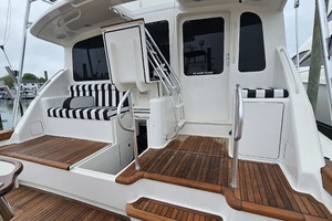 70FT (21.34M) OCEAN YACHTS