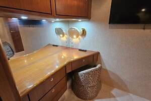 2000 Ocean Yachts 70 SUPER SPORT thumbnail 40