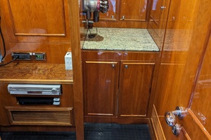 RAYS 82ft Horizon Yacht For Sale