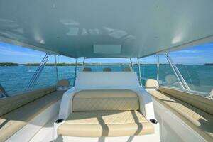 2020 Viking 72 Convertible thumbnail 39