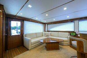 2020 Viking 72 Convertible thumbnail 4