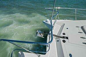 2018 Mares 47 Outboard Express Catamaran thumbnail 57