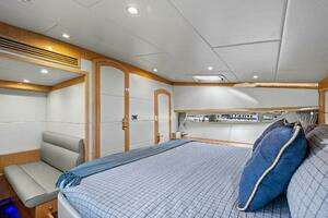 2018 Mares 47 Outboard Express Catamaran thumbnail 31