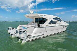2018 Mares 47 Outboard Express Catamaran thumbnail 64