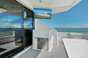 2018 Mares 47 Outboard Express Catamaran thumbnail 52