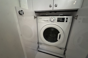 54ft Aquila Yacht For Sale