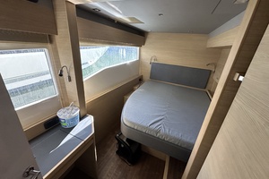 54ft Aquila Yacht For Sale