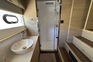 54ft Aquila Yacht For Sale