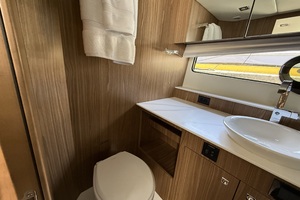 50FT (15.24M) CRUISERS YACHTS