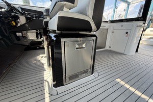 50FT (15.24M) CRUISERS YACHTS