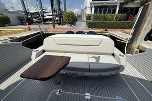 50FT (15.24M) CRUISERS YACHTS