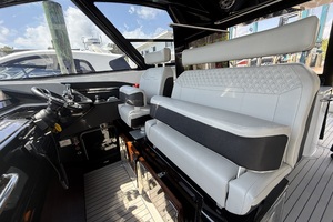 50FT (15.24M) CRUISERS YACHTS