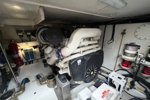 54FT (16.46M) AZIMUT