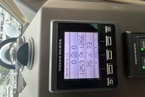 2015 Azimut 54 FLY thumbnail 16