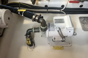 54FT (16.46M) AZIMUT