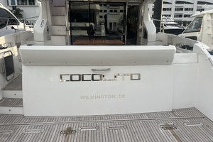 54FT (16.46M) AZIMUT Worth Avenue Yachts